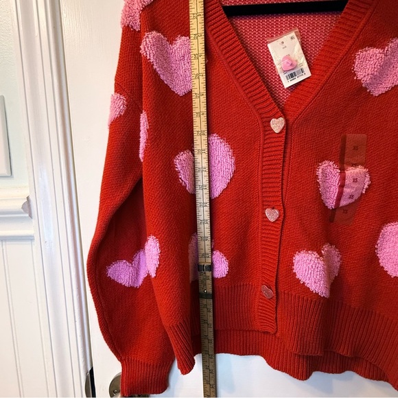 32 Degrees Heart Pattern Cardigan in Red and Pink - Picture 8 of 9